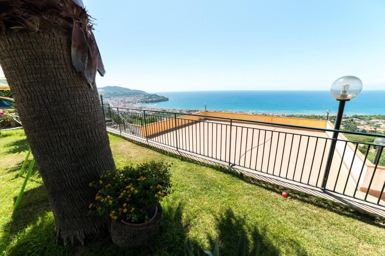 אגרופולי B&B "L'Eco Del Mare" מראה חיצוני תמונה